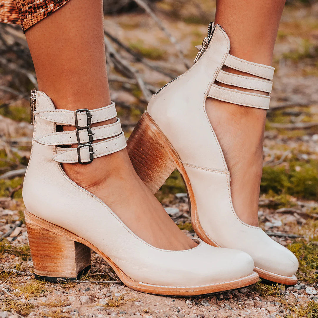 Opal | Timeless Vintage Pumps