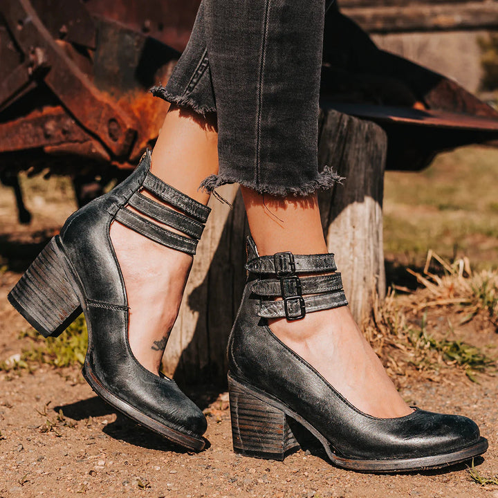 Opal | Timeless Vintage Pumps