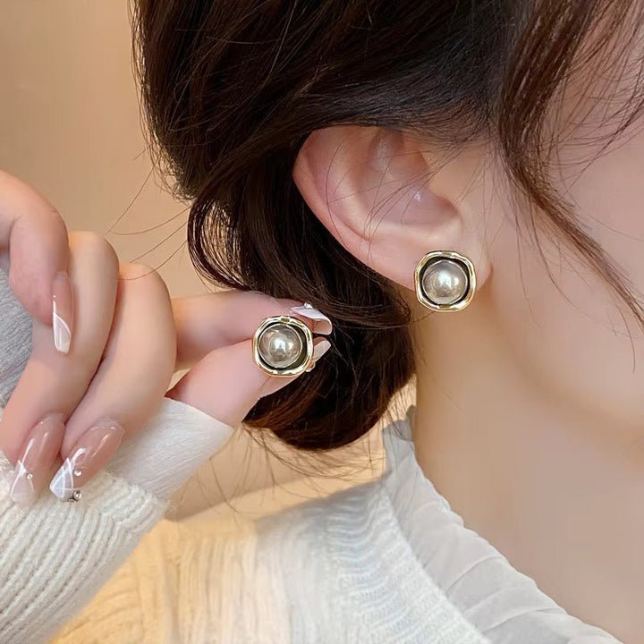 Kassandra - Vintage Elegant Black Pearl Earrings