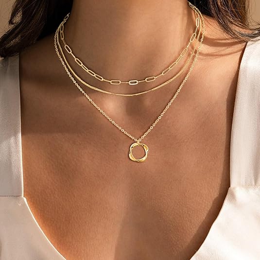 Nina - Vintage Gold Plated Chain & Pendant Necklace