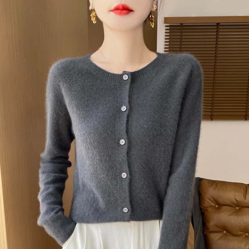 Aline - Cozy Wool Cardigan