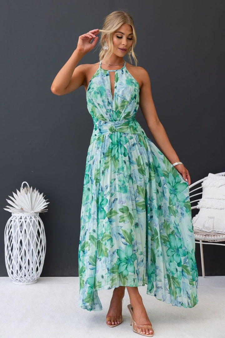 Mavis™ – Floral Elegance for Every Occasion